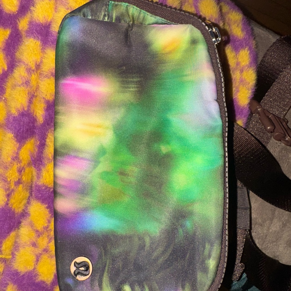 Lululemon Everywhere Belt Bag Pride Discotheque Multi